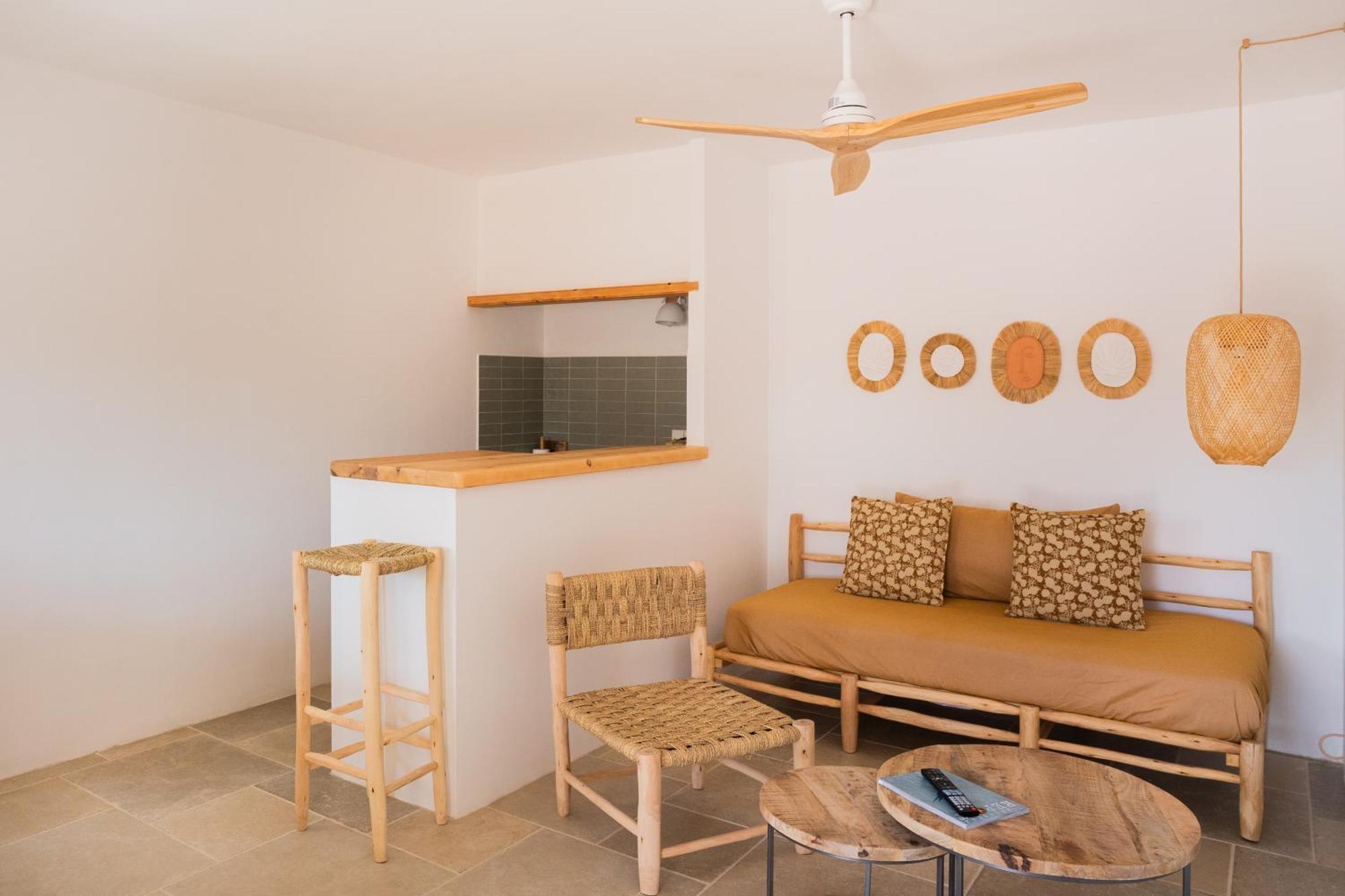 Apartamentos Punta Rasa Cala Saona Esterno foto